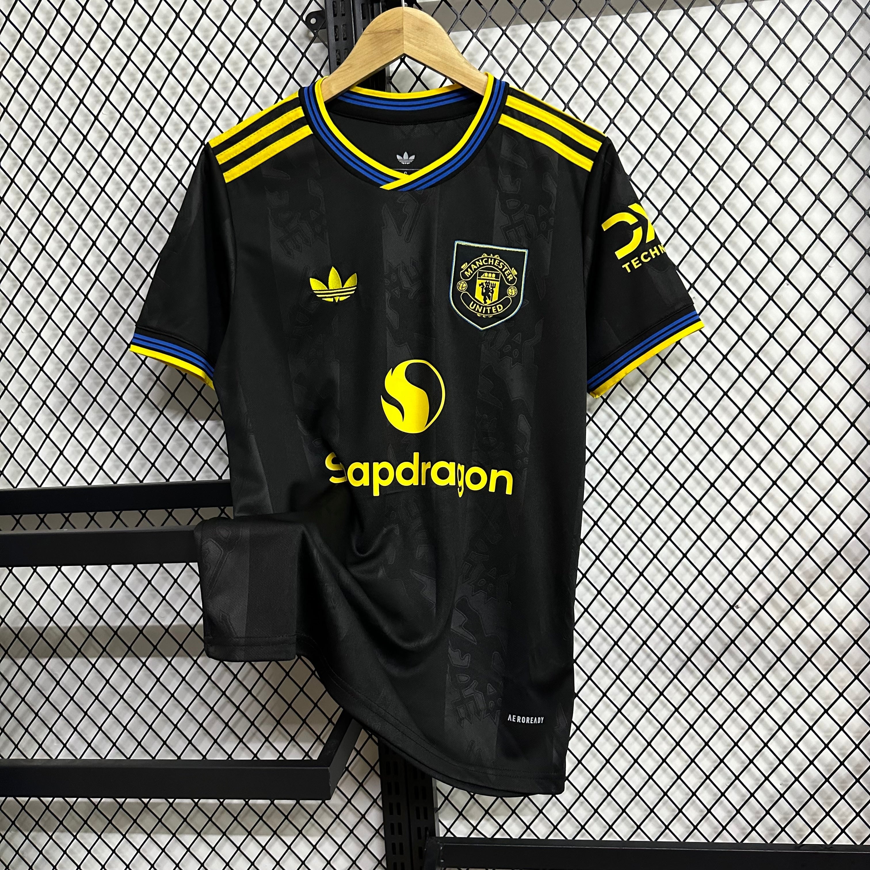 Manchester United 2025-2026 Away Kit
