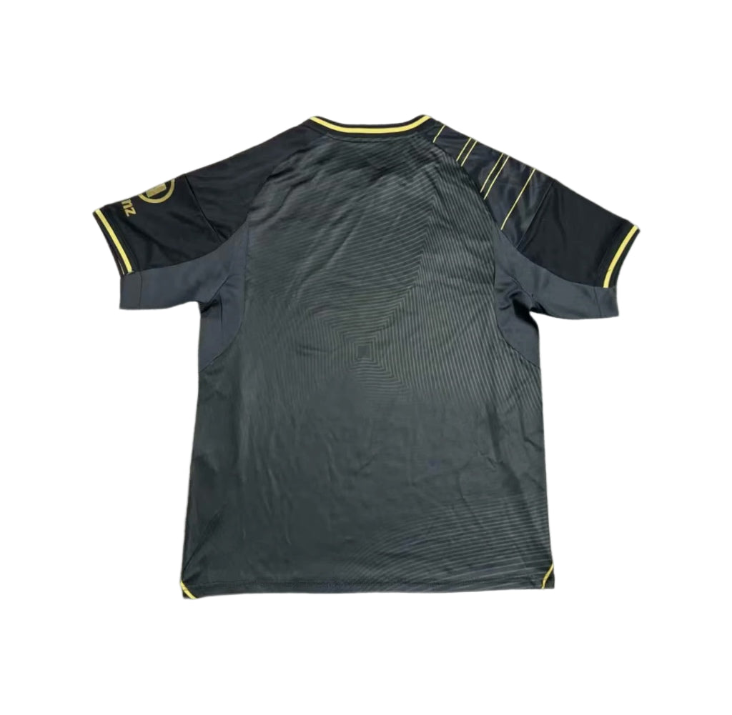Bayern Munchen "Bavarian Legacy" Special Kit