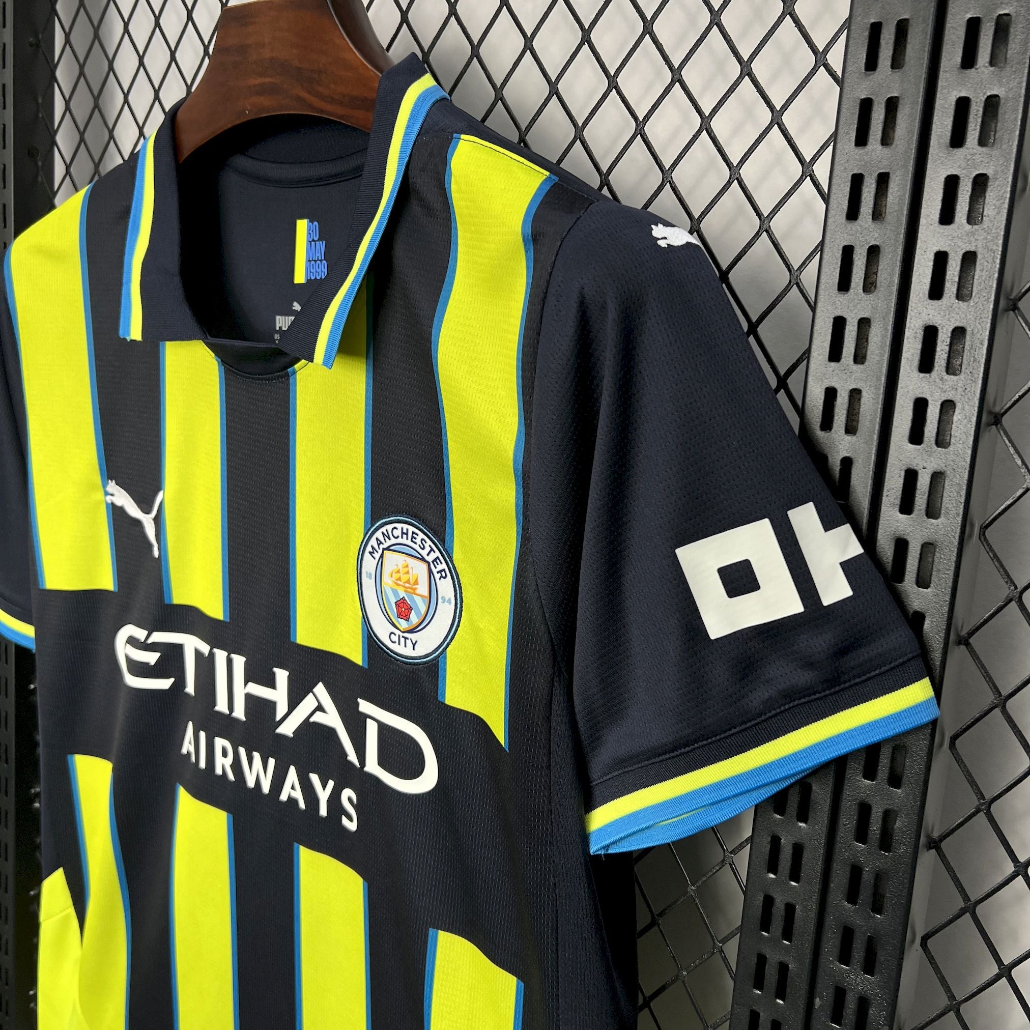 MANCHESTER CITY AWAY 24/25