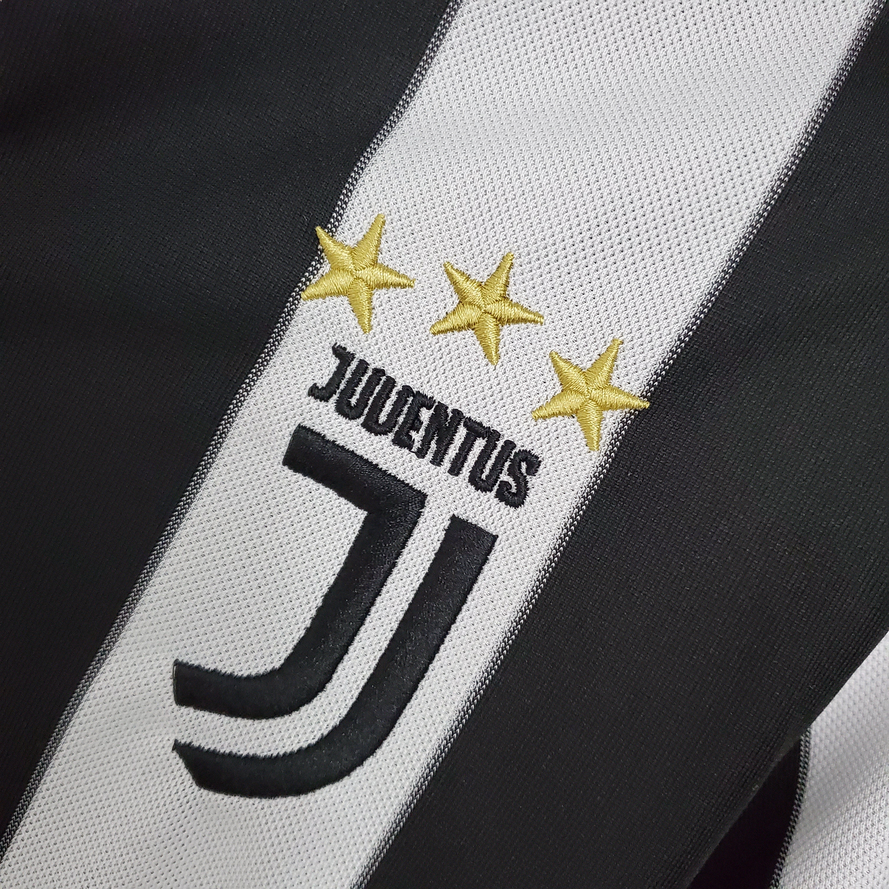 JUVENTUS RETRO HOME 17/18