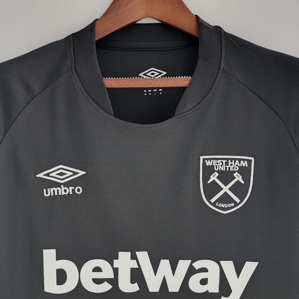 WEST HAM AWAY 22/23