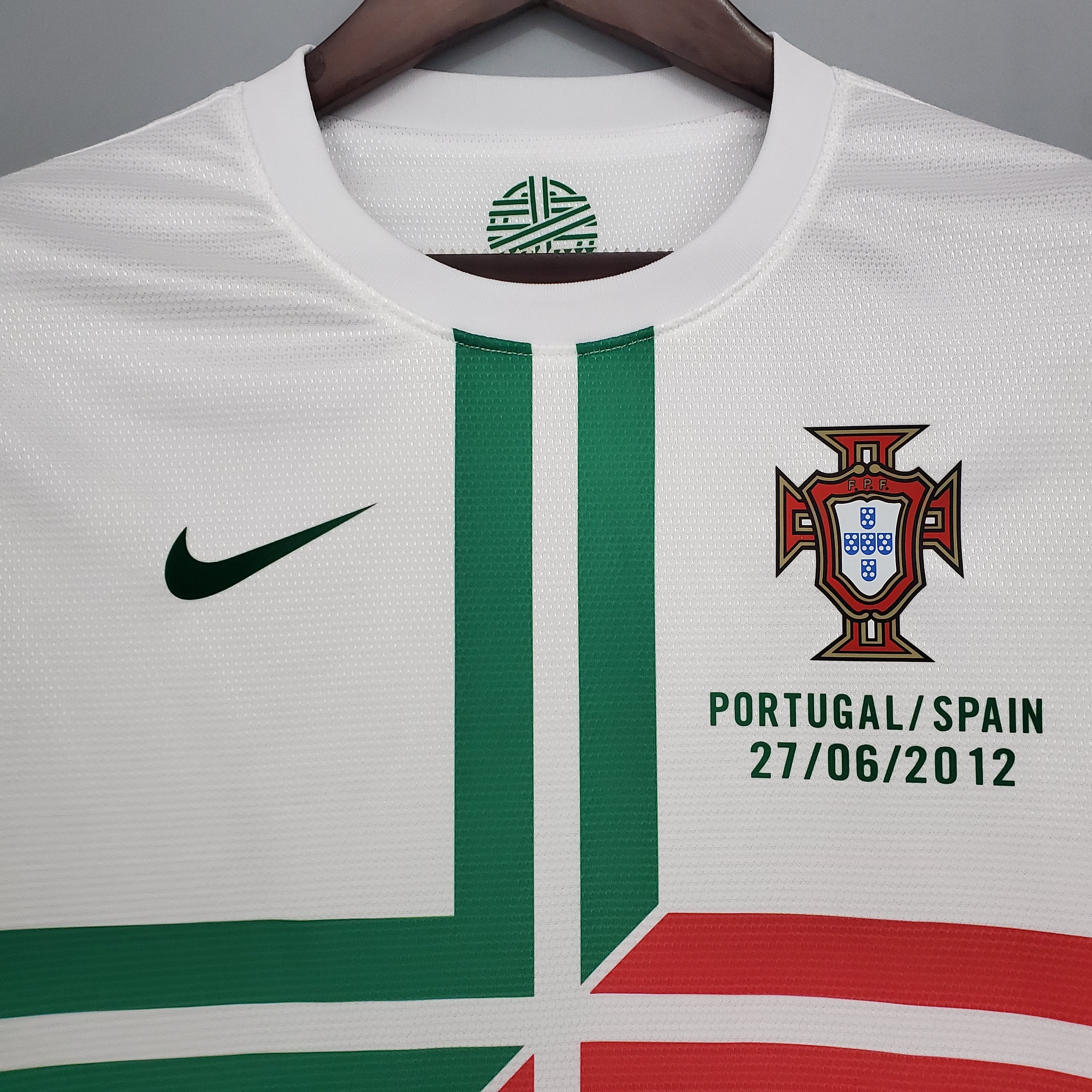 PORTUGAL RETRO AWAY 2012