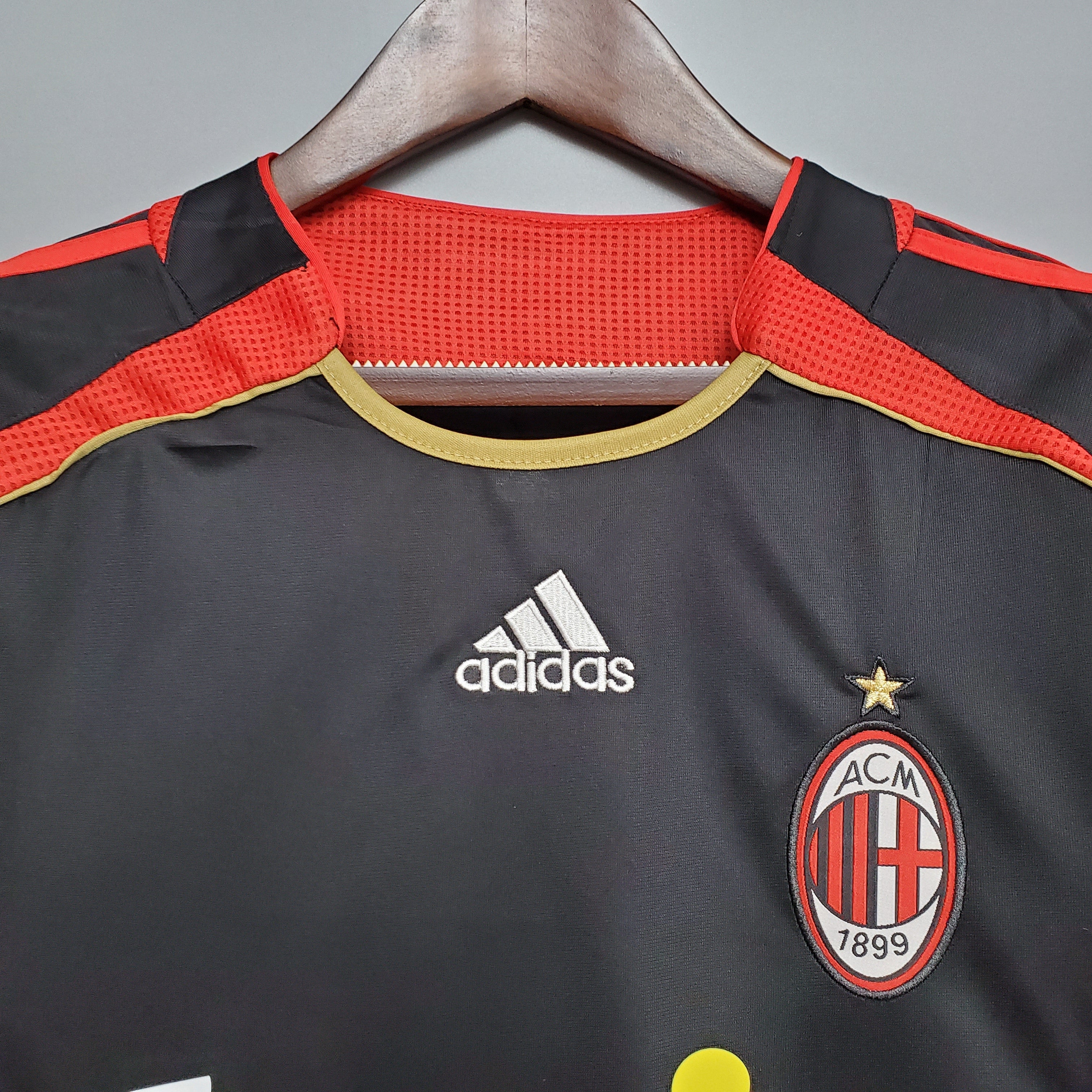 AC MILAN OUT 21/22