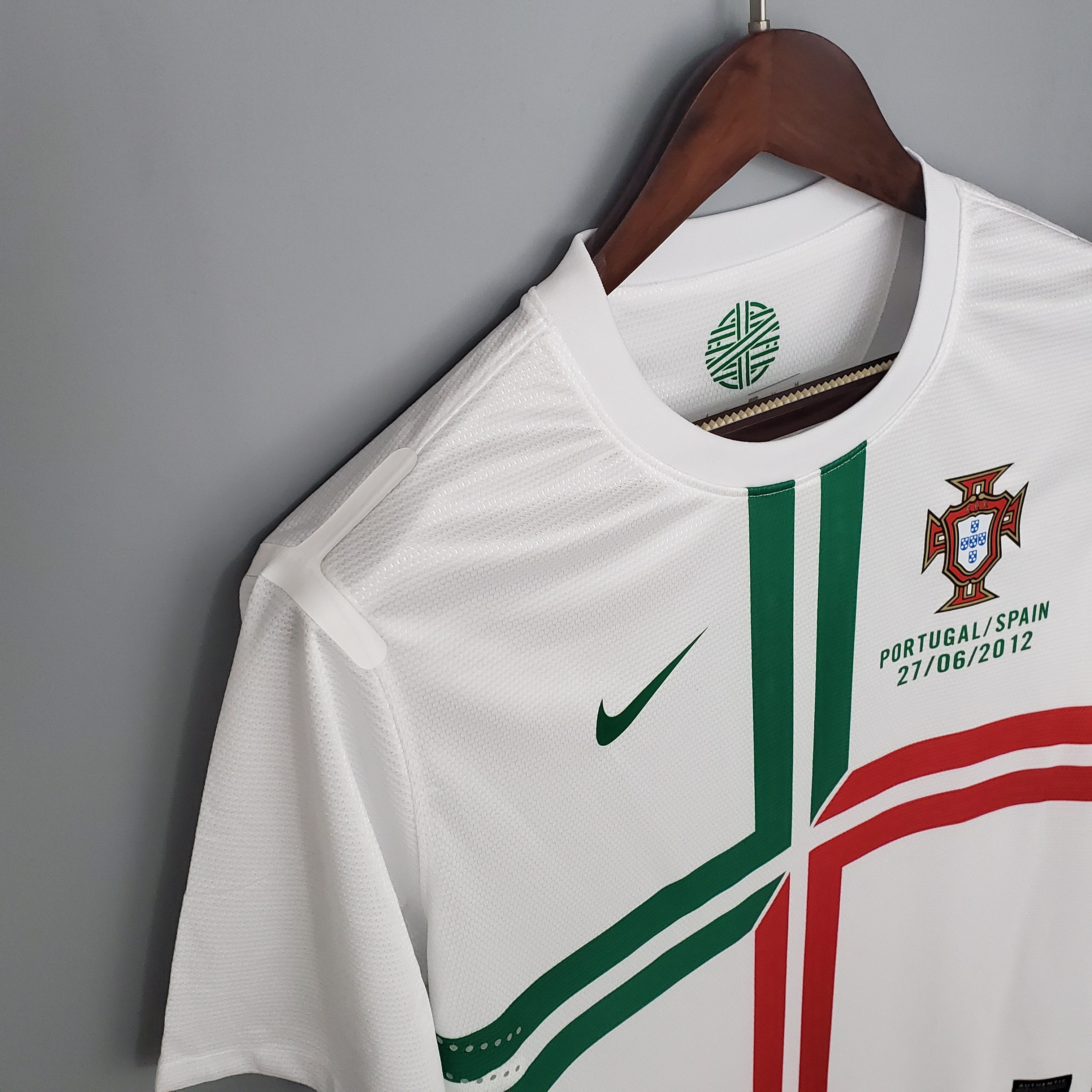 PORTUGAL RETRO AWAY 2012