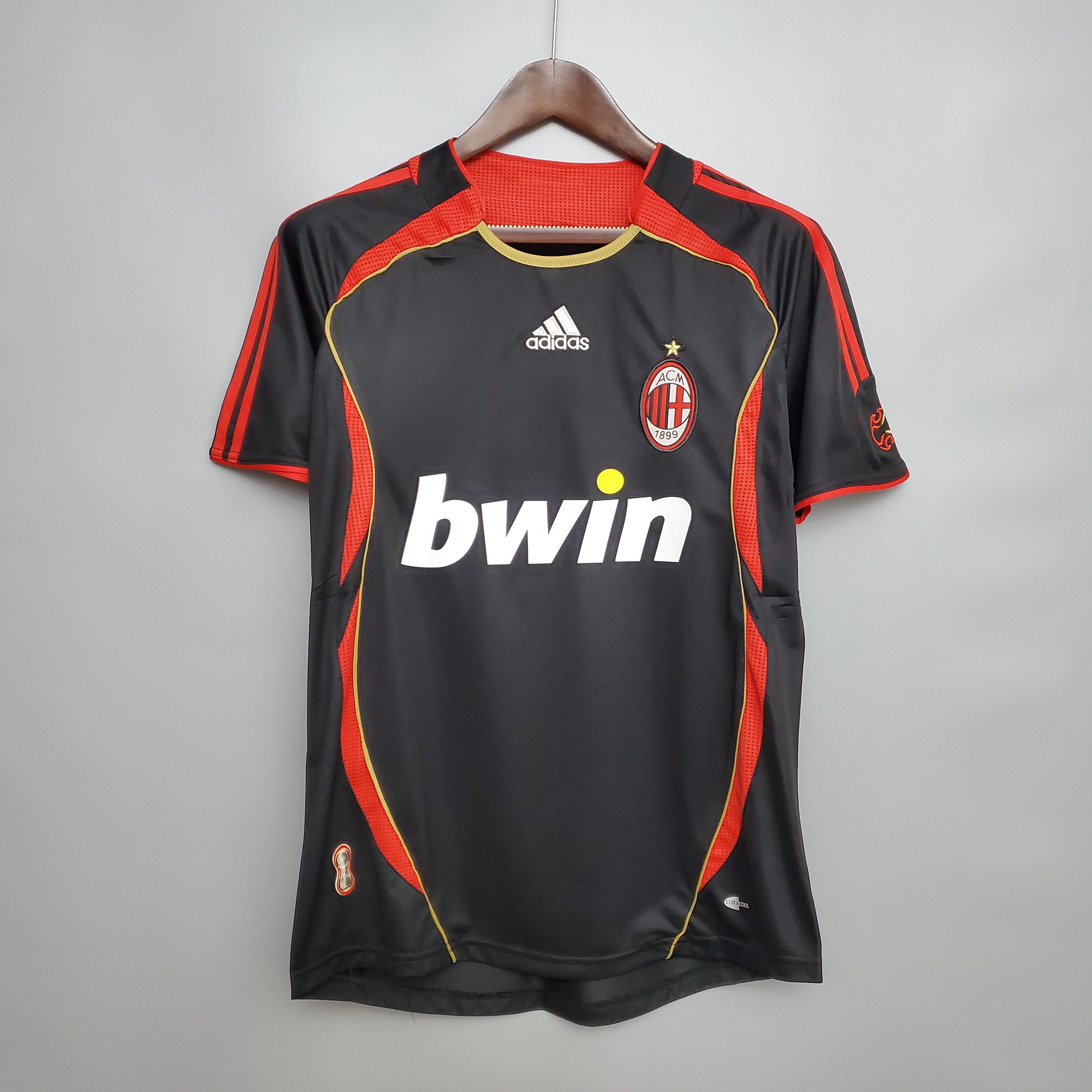 AC MILAN OUT 21/22