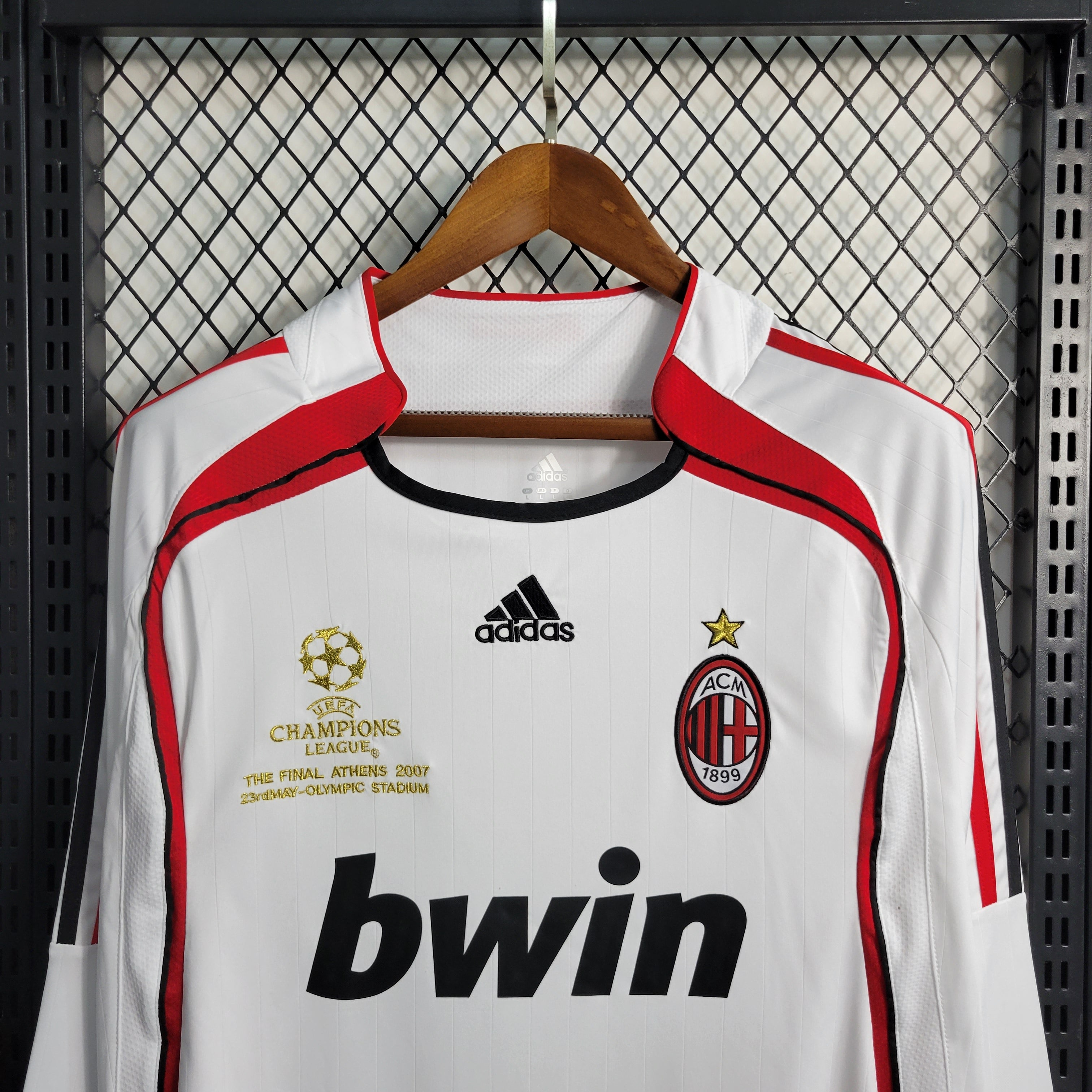 AC MILAN OUT 21/22