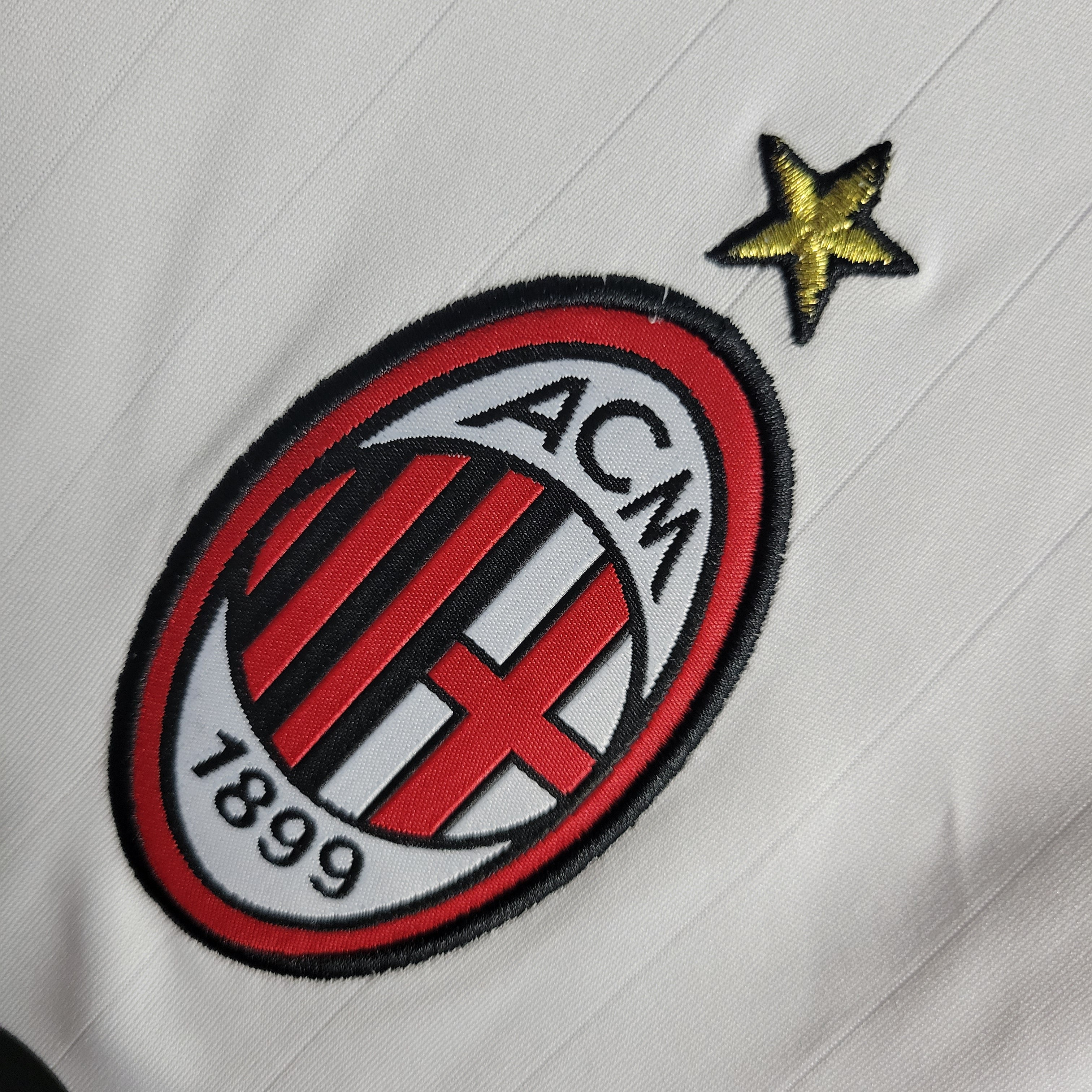 AC MILAN OUT 21/22