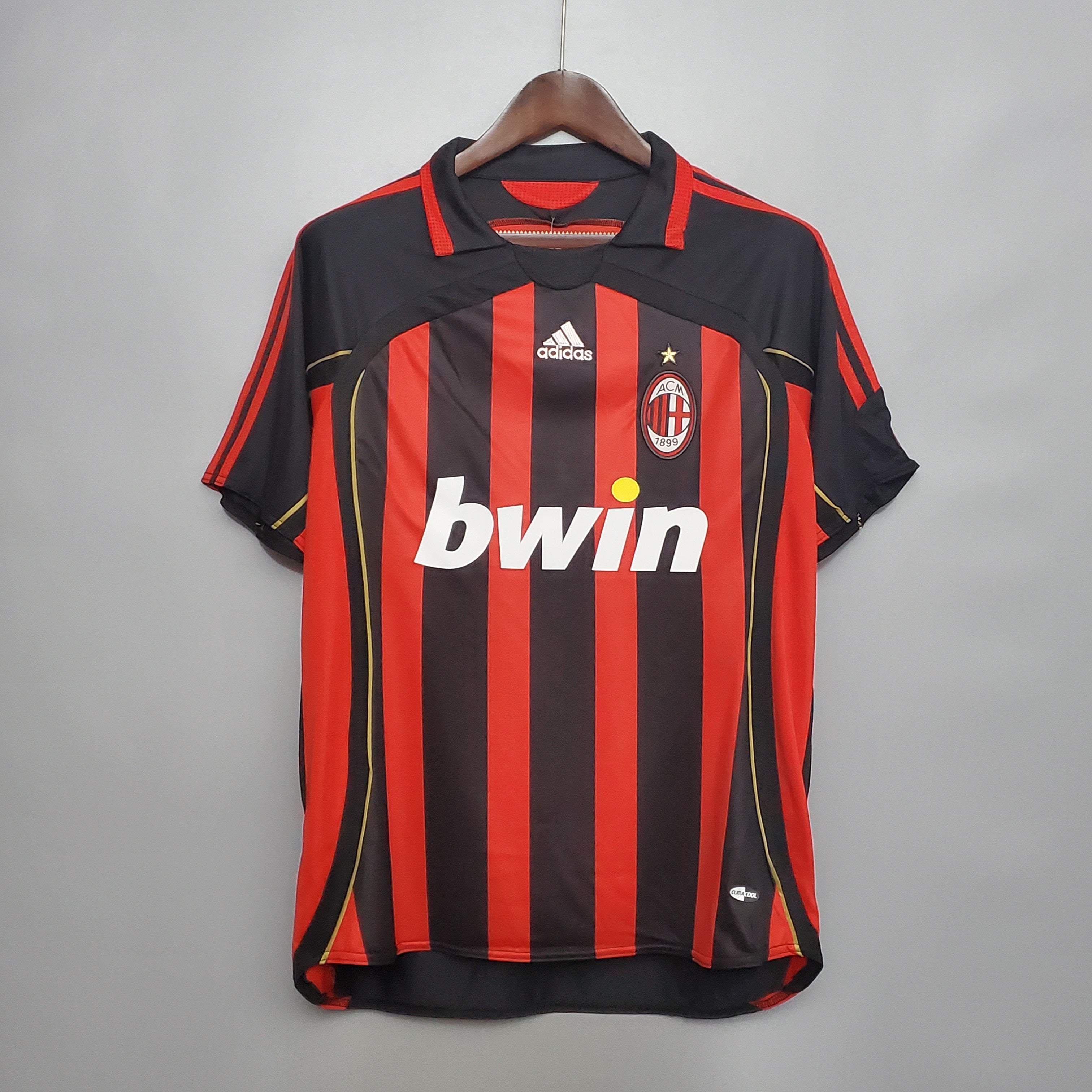 AC MILAN OUT 21/22