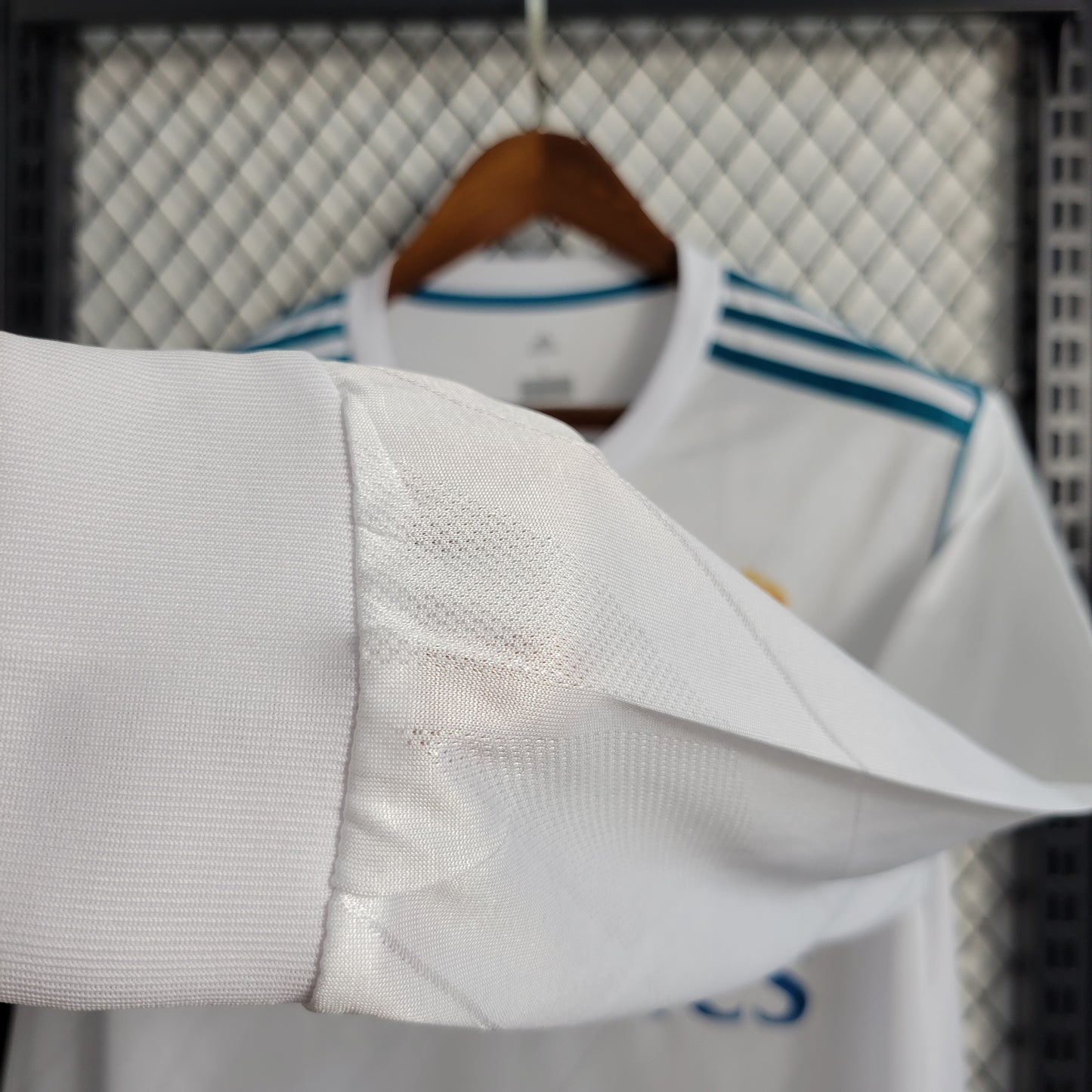 REAL MADRID RETRO HOME LONG SLEEVE 17/18