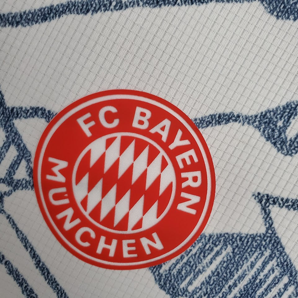 FC BAYERN MUNICH AWAY 21/22