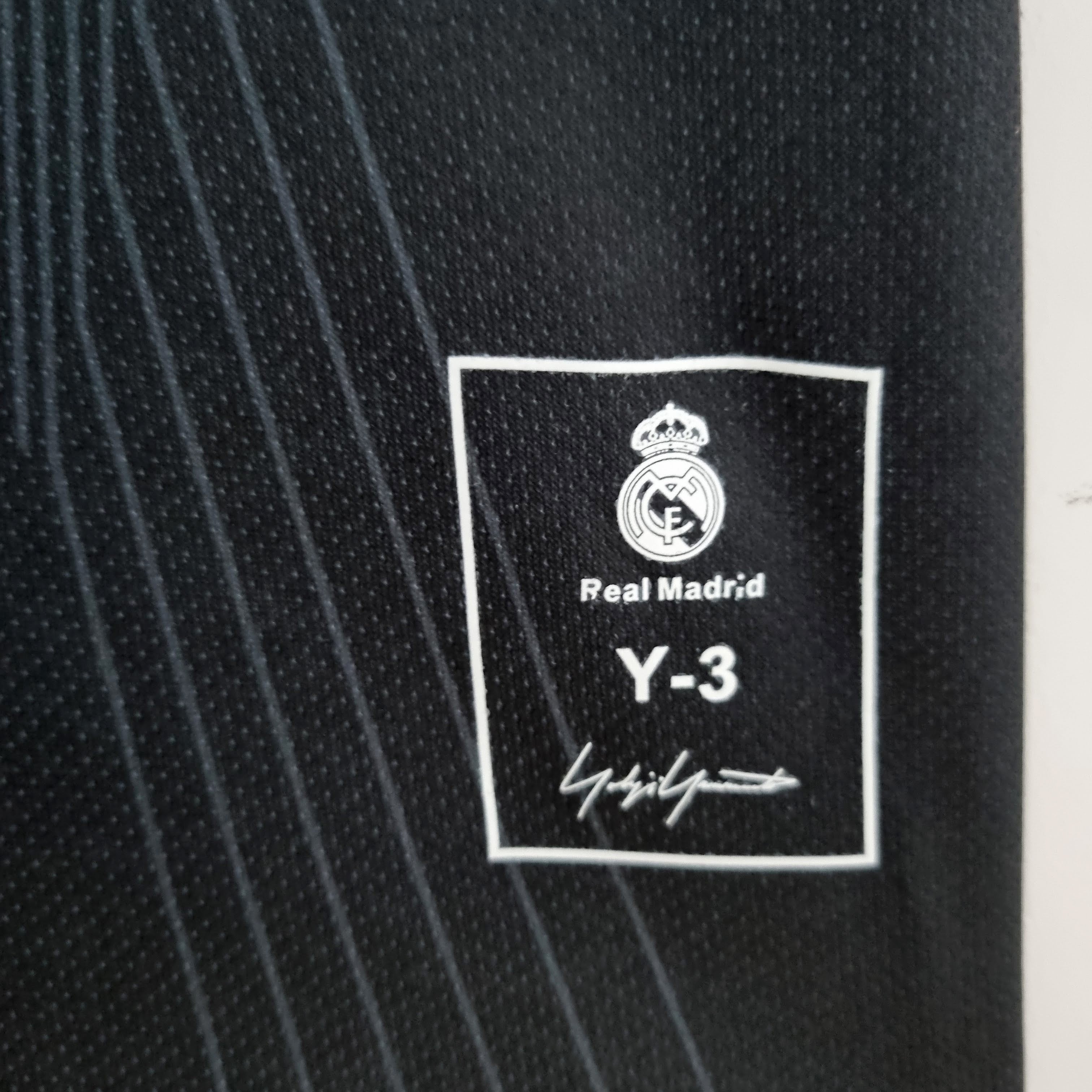 REAL MADRID EDIÇÃO ESPECIAL Y-3 PRETO